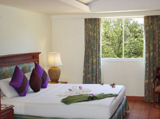 Sea Pearl Beach & Spa Patong Exterior foto